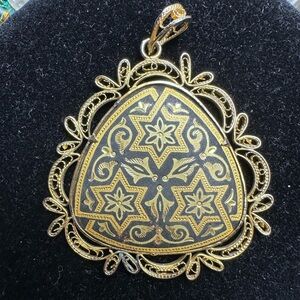 1- Vtge Damascene Elegant Gold and Black large Pendant (NO CHAIN)